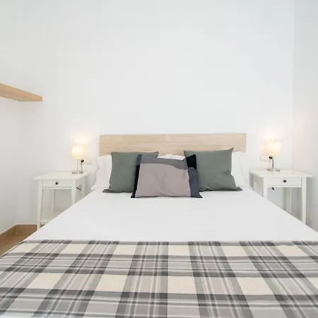 Apartamento Plus Ultra Apartment *