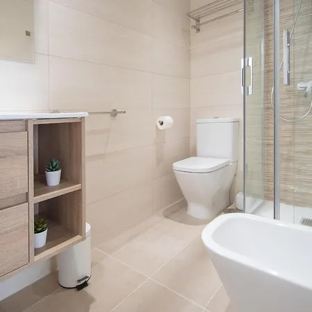 Apartamento Plus Ultra Апартаменти *