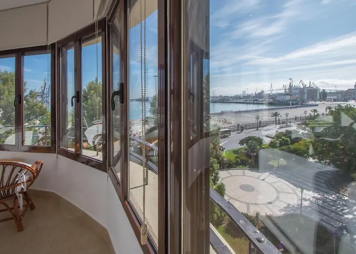 Apartamento Plus Ultra Apartment *